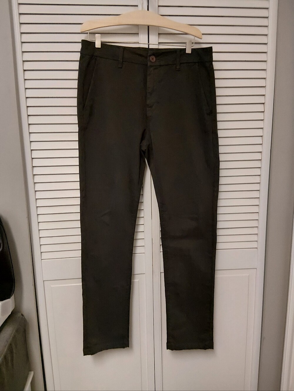 Fidelity Men's Dark Grey Slim Chinos
